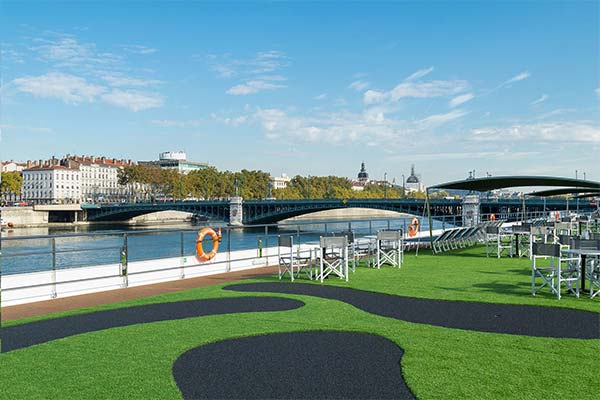 Emerald Liberté Gallery Image